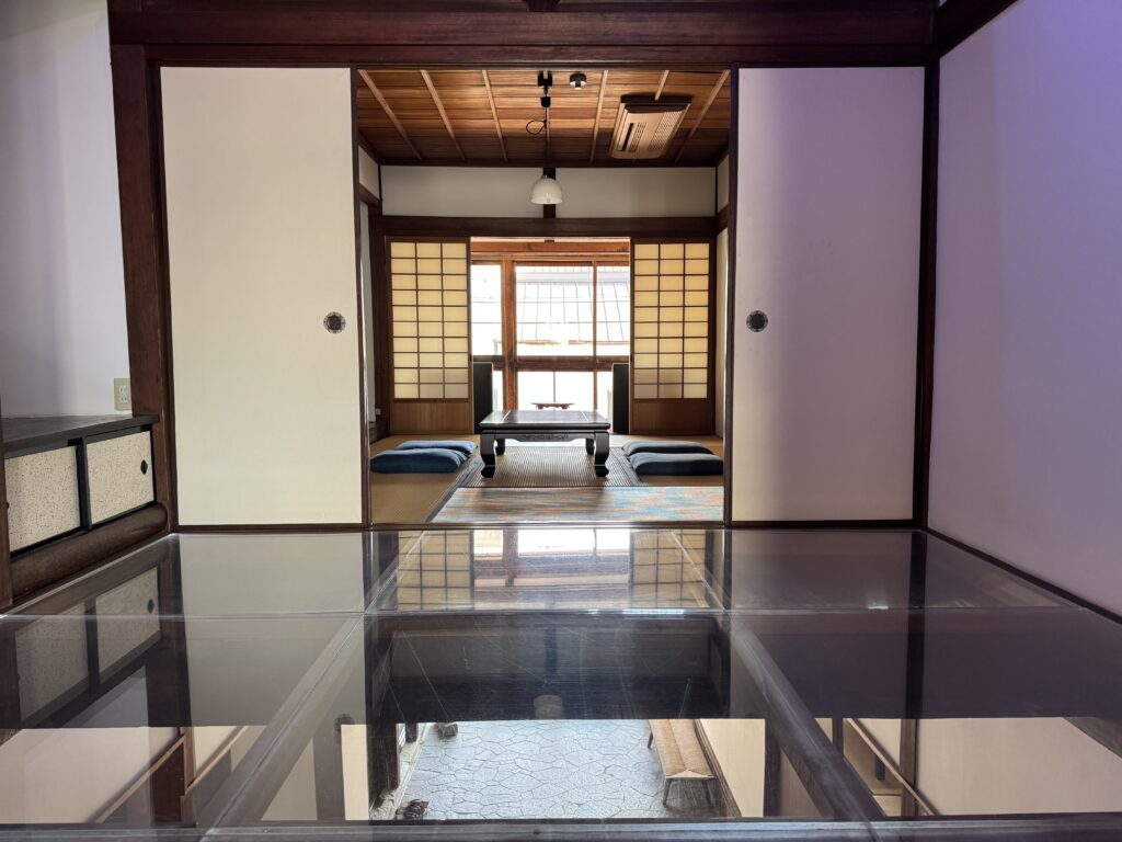 木屋旅館の部屋